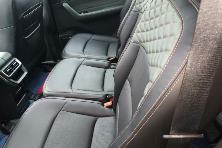 Used Geely Auto Haoyue L 2023 2.0T DCT Prestige Edition Left Rear Seat