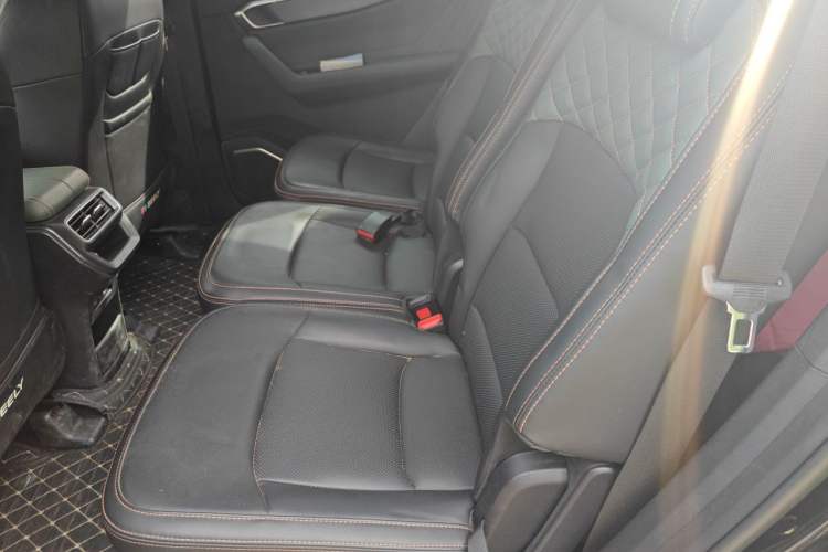 Used Geely Auto Haoyue L 2023 2.0T DCT Prestige Edition Left Rear Seat