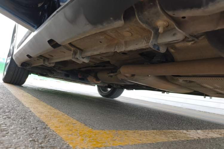 Used Geely Auto Haoyue L 2023 2.0T DCT Prestige Edition Left Side Sill