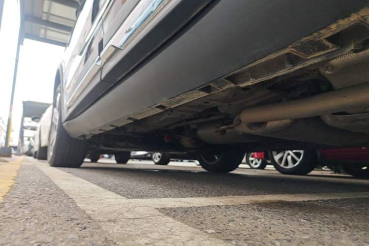 Used Geely Auto Haoyue L 2023 2.0T DCT Luxury Version Left Side Sill