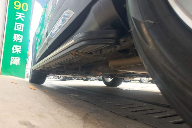 Used Geely Auto Haoyue L 2023 2.0T DCT Prestige Edition Left Side Sill