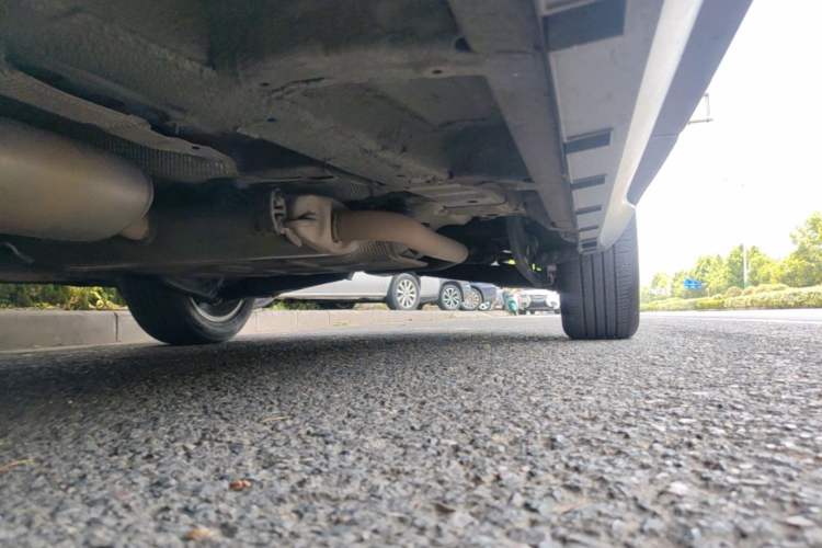 Used Geely Auto Haoyue L 2023 2.0T DCT Flagship Version Left Side Sill