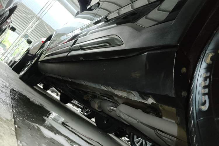Used Geely Auto Haoyue L 2023 2.0T DCT Prestige Edition Left Side Sill