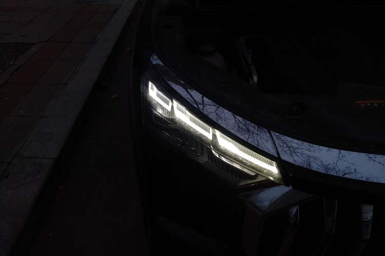 Used Geely Auto Haoyue L 2023 2.0T DCT Prestige Edition Right Front Headlight