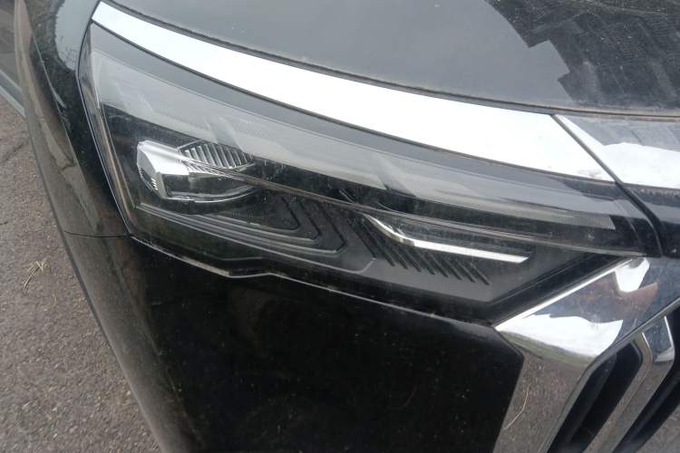 Used Geely Auto Haoyue L 2023 2.0T DCT Prestige Edition Right Front Headlight