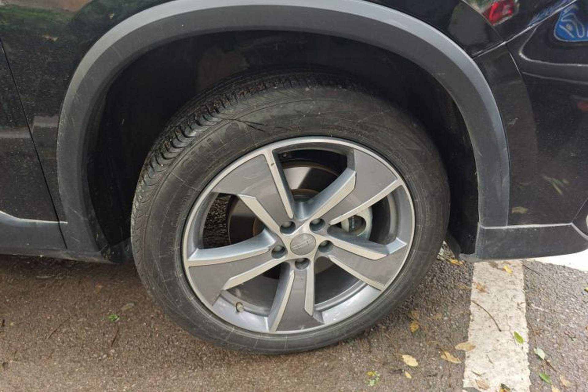 Used Geely Auto Haoyue L 2023 2.0T DCT Prestige Edition Right Front Wheel Hub