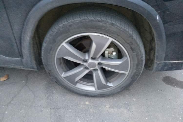 Used Geely Auto Haoyue L 2023 2.0T DCT Prestige Edition Right Front Wheel Hub