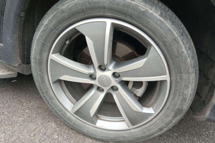 Used Geely Auto Haoyue L 2023 2.0T DCT Prestige Edition Right Front Wheel Hub