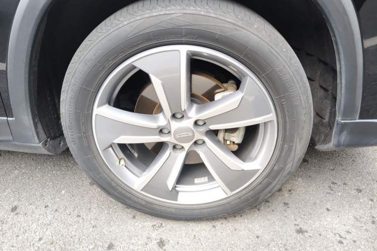 Used Geely Auto Haoyue L 2023 2.0T DCT Prestige Edition Right Front Wheel Hub