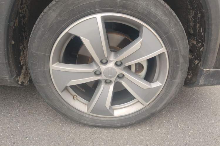 Used Geely Auto Haoyue L 2023 2.0T DCT Flagship Version Right Front Wheel Hub