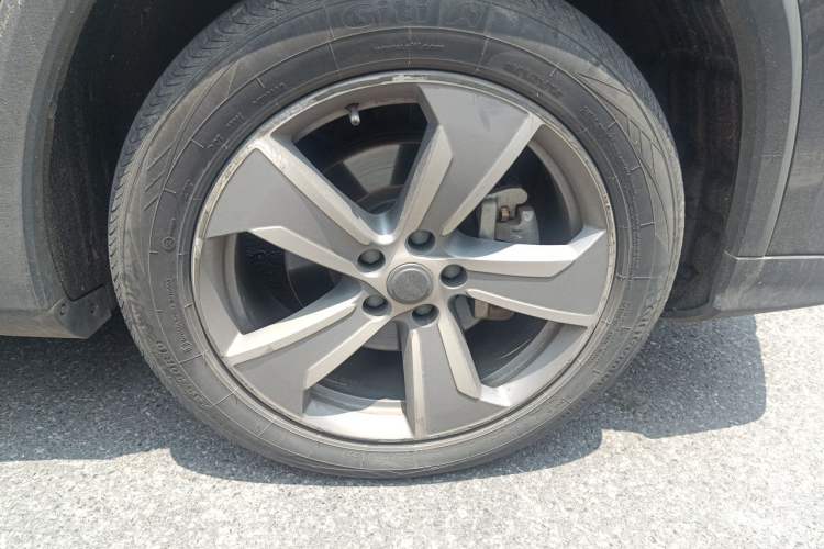 Used Geely Auto Haoyue L 2023 2.0T DCT Prestige Edition Right Front Wheel Hub