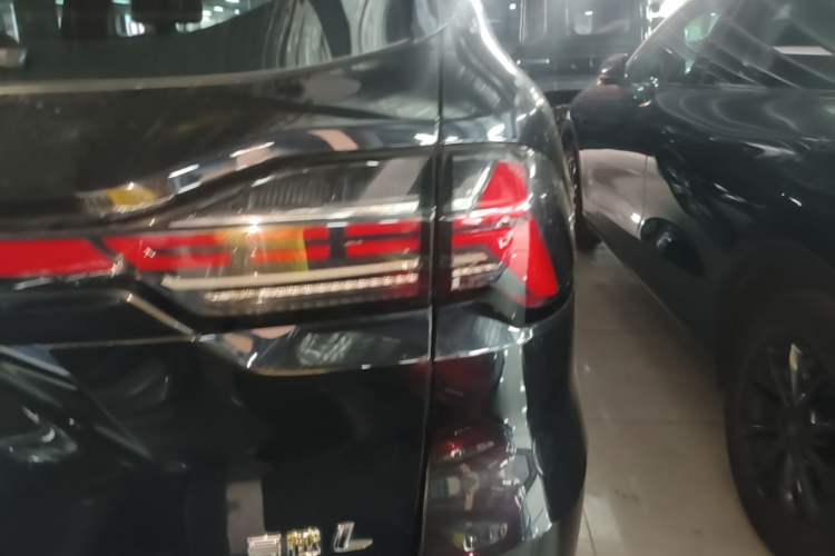 Used Geely Auto Haoyue L 2023 2.0T DCT Prestige Edition Right Rear Taillight