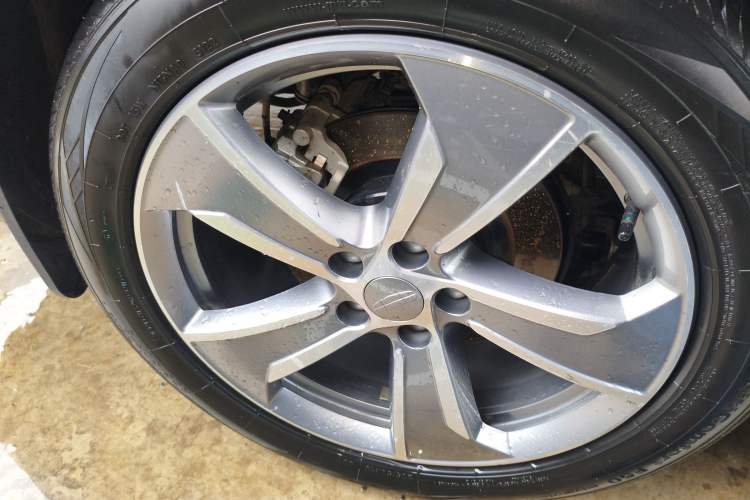 Used Geely Auto Haoyue L 2023 2.0T DCT Prestige Edition Right Rear Wheel Hub