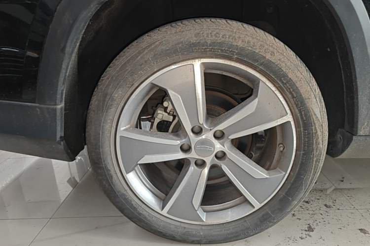 Used Geely Auto Haoyue L 2023 2.0T DCT Prestige Edition Right Rear Wheel Hub