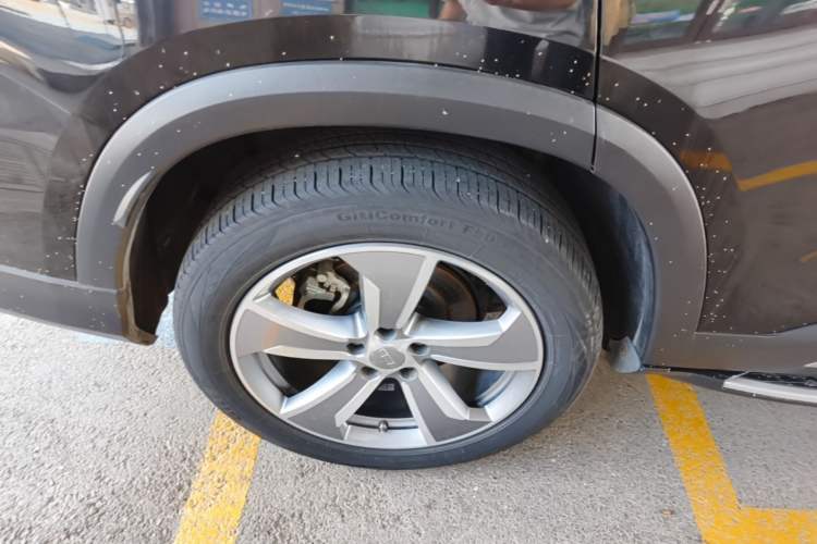 Used Geely Auto Haoyue L 2023 2.0T DCT Prestige Edition Right Rear Wheel Hub