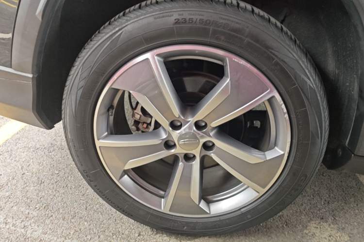 Used Geely Auto Haoyue L 2023 2.0T DCT Luxury Version Right Rear Wheel Hub