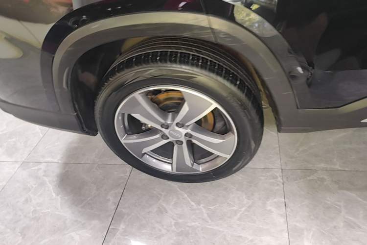 Used Geely Auto Haoyue L 2023 2.0T DCT Prestige Edition Right Rear Wheel Hub