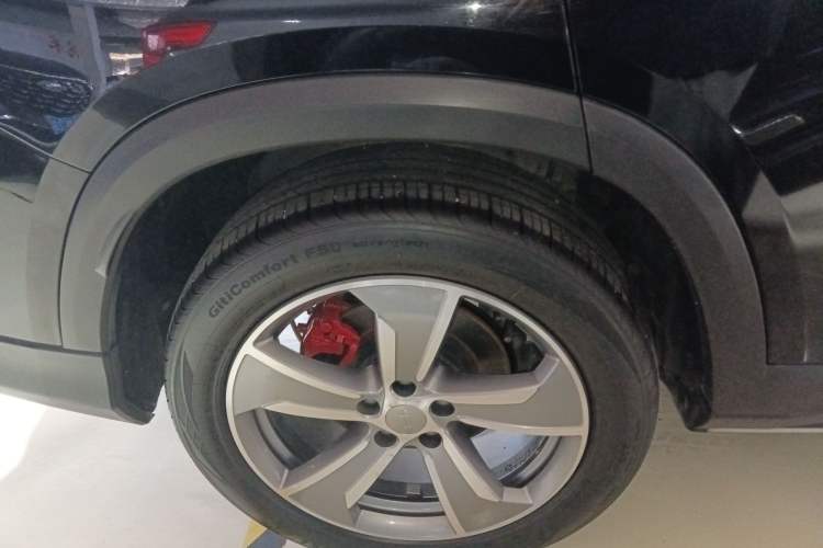 Used Geely Auto Haoyue L 2023 2.0T DCT Flagship Version Right Rear Wheel Hub