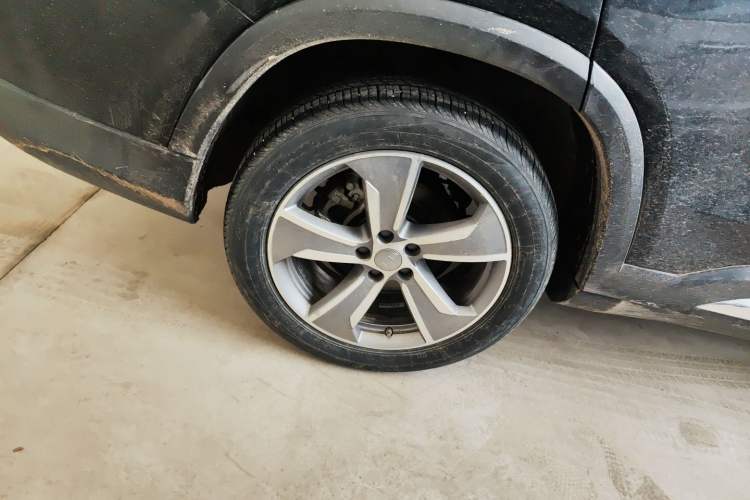 Used Geely Auto Haoyue L 2023 2.0T DCT Luxury Version Right Rear Wheel Hub