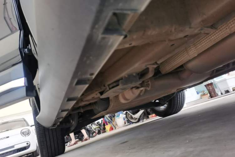 Used Geely Auto Haoyue L 2023 2.0T DCT Prestige Edition Right Side Sill