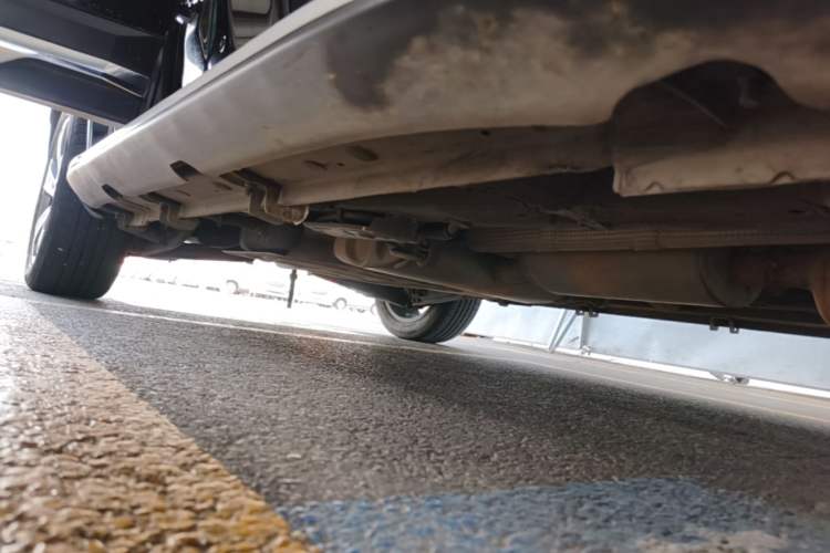 Used Geely Auto Haoyue L 2023 2.0T DCT Prestige Edition Right Side Sill