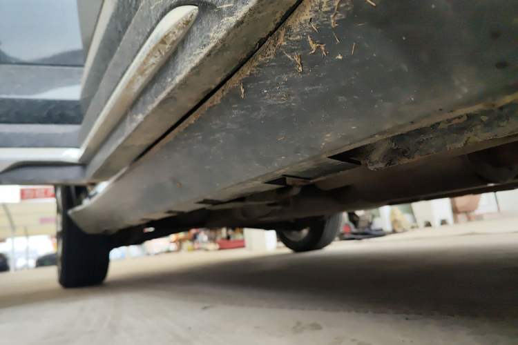 Used Geely Auto Haoyue L 2023 2.0T DCT Luxury Version Right Side Sill
