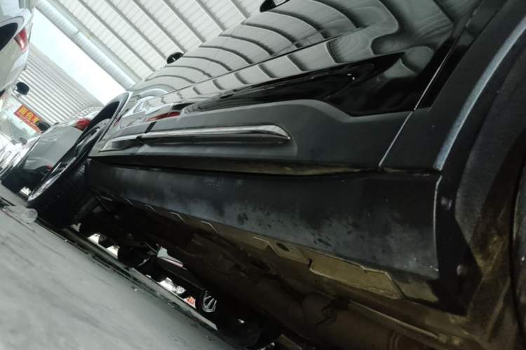 Used Geely Auto Haoyue L 2023 2.0T DCT Prestige Edition Right Side Sill