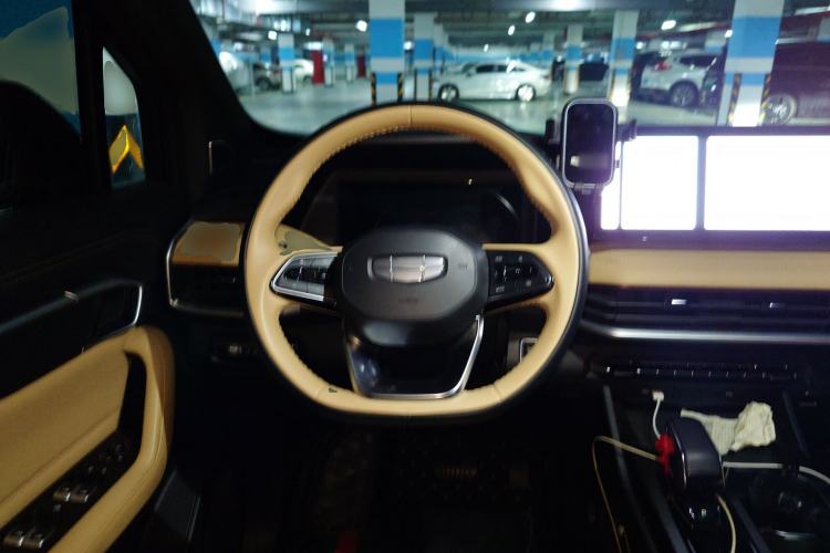 Used Geely Auto Haoyue L 2023 2.0T DCT Flagship Version Steering Wheel
