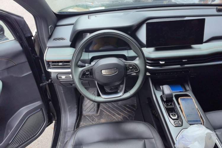 Used Geely Auto Haoyue L 2023 2.0T DCT Prestige Edition Steering Wheel