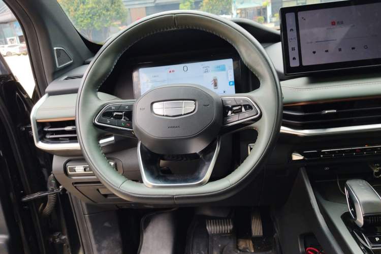 Used Geely Auto Haoyue L 2023 2.0T DCT Prestige Edition Steering Wheel