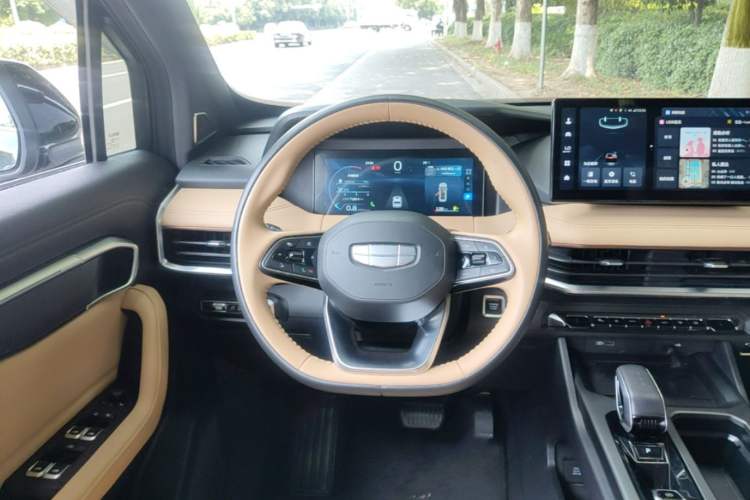 Used Geely Auto Haoyue L 2023 2.0T DCT Flagship Version Steering Wheel