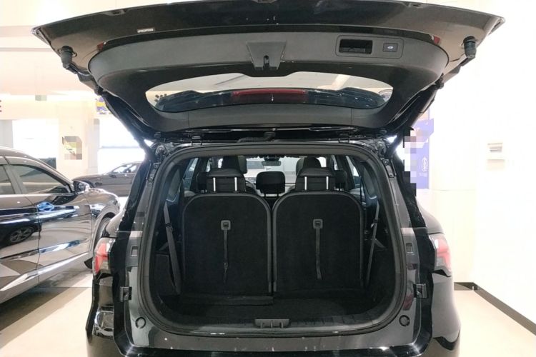 Used Geely Auto Haoyue L 2023 2.0T DCT Prestige Edition Trunk