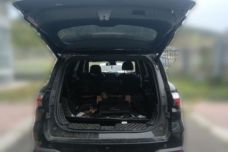 Used Geely Auto Haoyue L 2023 2.0T DCT Prestige Edition Trunk