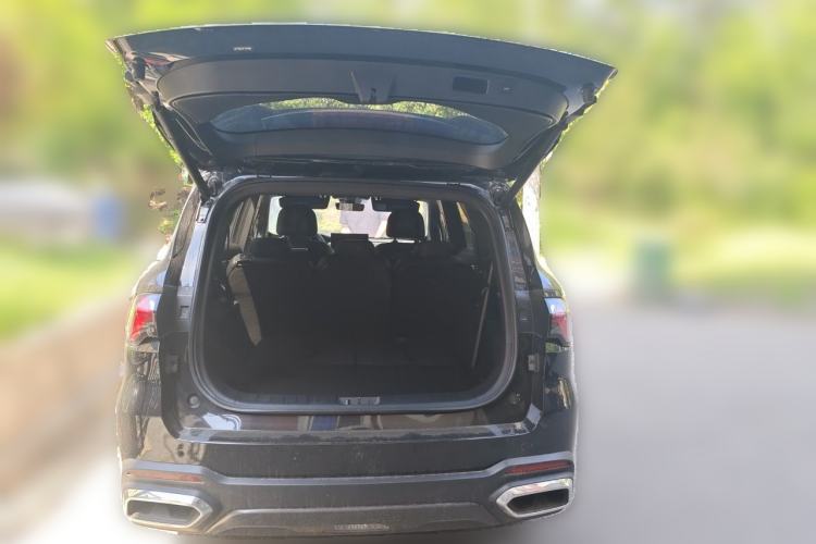 Used Geely Auto Haoyue L 2023 2.0T DCT Prestige Edition Trunk