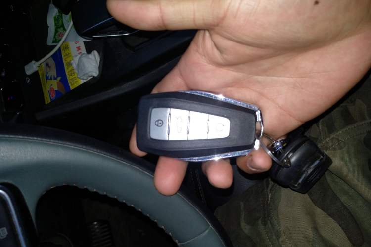 Used Geely Auto Haoyue L 2023 2.0T DCT Prestige Edition Vehicle Key