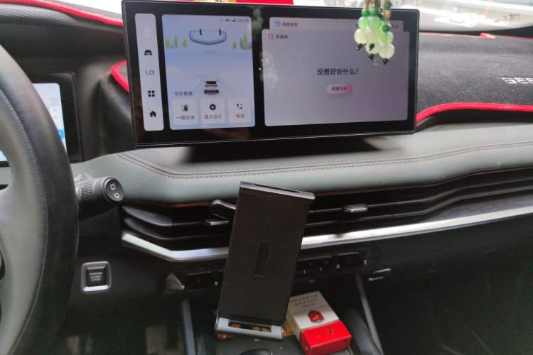 Used Geely Auto Haoyue L 2023 2.0T DCT Luxury Version Audio And AC Panel