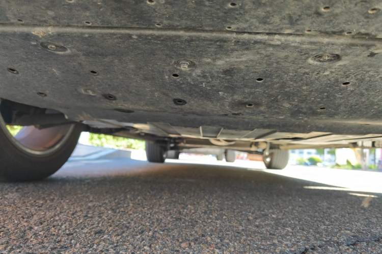 Used Geely Auto Haoyue L 2023 2.0T DCT Prestige Edition Chassis Front