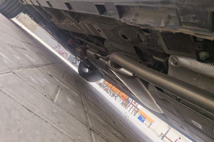 Used Geely Auto Haoyue L 2023 2.0T DCT Flagship Version Chassis Rear Left