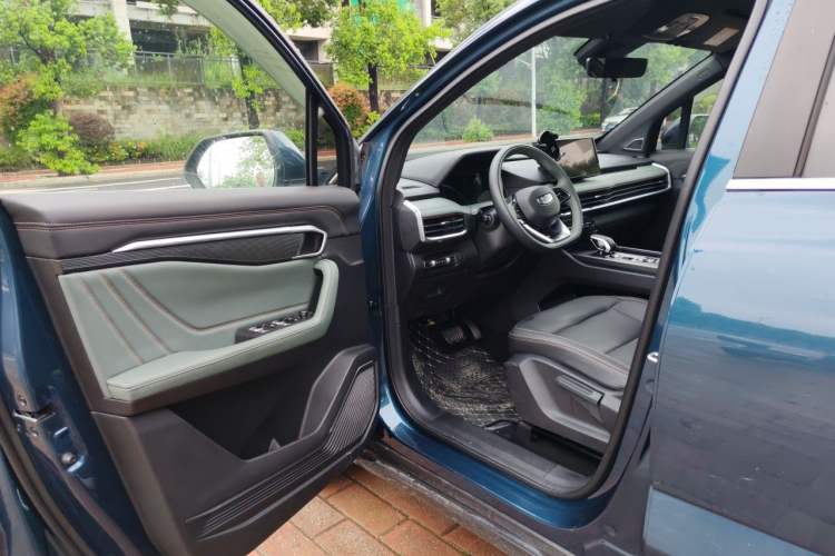 Used Geely Auto Haoyue L 2023 2.0T DCT Luxury Version Driver Seat
