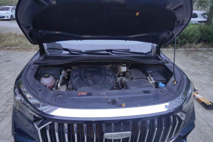 Used Geely Auto Haoyue L 2023 2.0T DCT Flagship Version Engine Bay