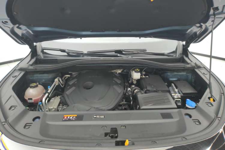 Used Geely Auto Haoyue L 2023 2.0T DCT Flagship Version Engine Bay