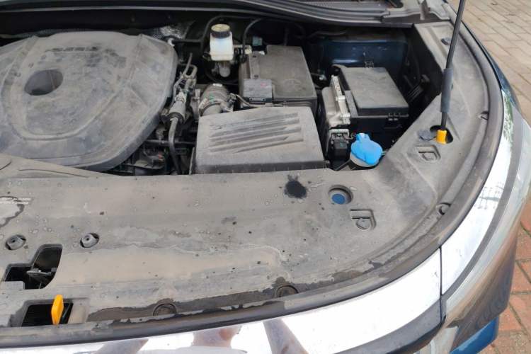 Used Geely Auto Haoyue L 2023 2.0T DCT Luxury Version Engine Bay Left