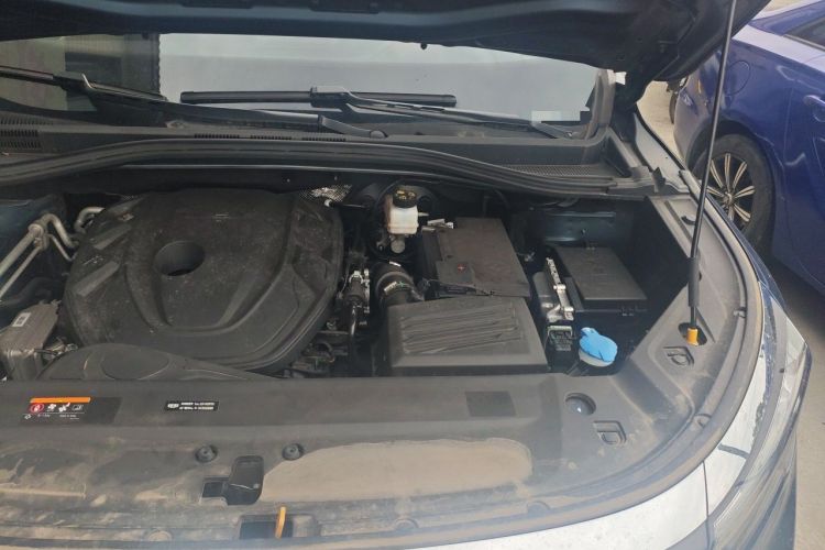 Used Geely Auto Haoyue L 2023 2.0T DCT Prestige Edition Engine Bay Left