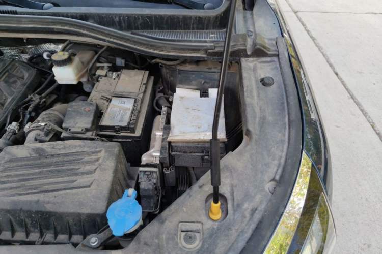 Used Geely Auto Haoyue L 2023 2.0T DCT Luxury Version Engine Bay Left