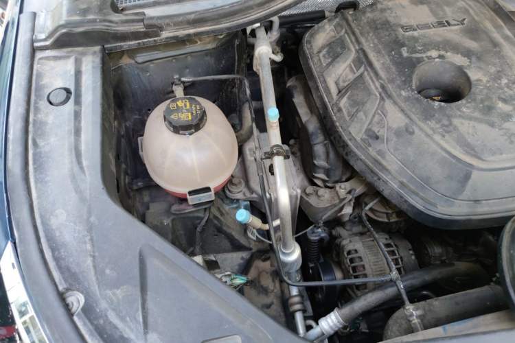 Used Geely Auto Haoyue L 2023 2.0T DCT Luxury Version Engine Bay Right