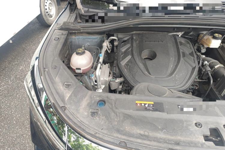 Used Geely Auto Haoyue L 2023 2.0T DCT Flagship Version Engine Bay Right