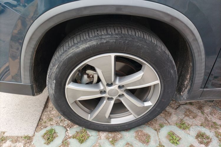 Used Geely Auto Haoyue L 2023 2.0T DCT Prestige Edition Exterior 4