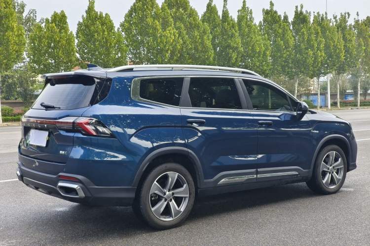 Used Geely Auto Haoyue L 2023 2.0T DCT Flagship Version Exterior 5