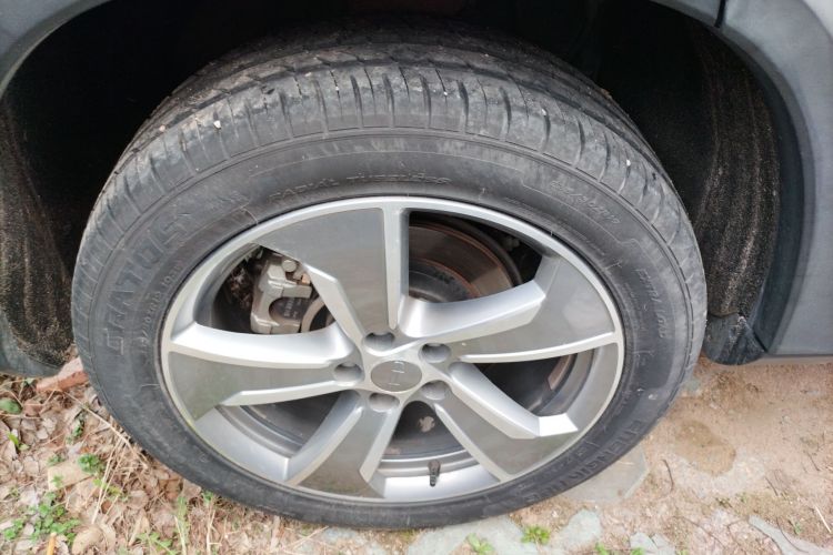 Used Geely Auto Haoyue L 2023 2.0T DCT Prestige Edition Exterior 5