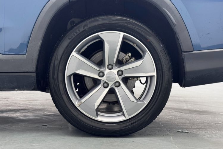 Used Geely Auto Haoyue L 2023 2.0T DCT Prestige Edition Exterior 5